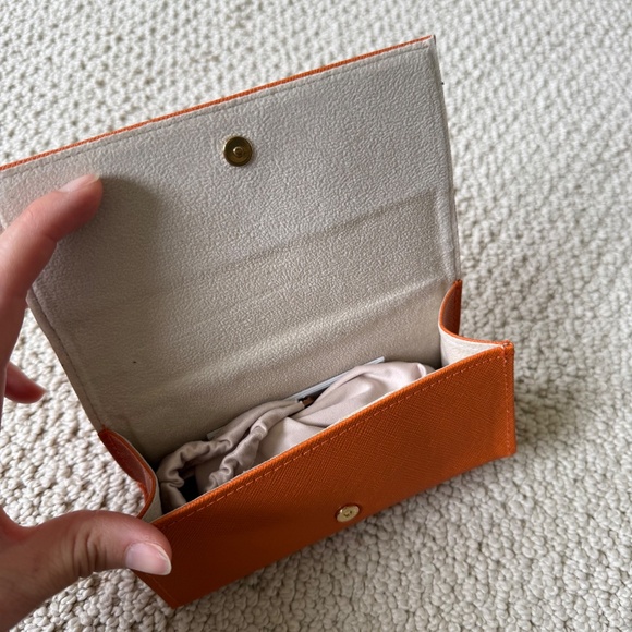 Tori Burch Aviator Sunglasses - Picture 3 of 5